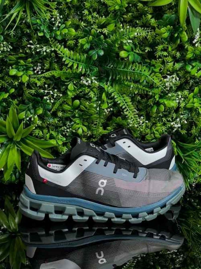 On Cloudflow 4 Pearl Black