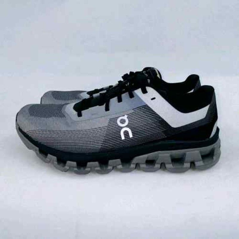On Cloudflow 4 Pearl Black