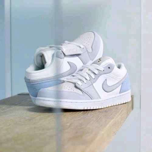 jordan retro 1 low PARIS