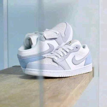 jordan retro 1 low PARIS