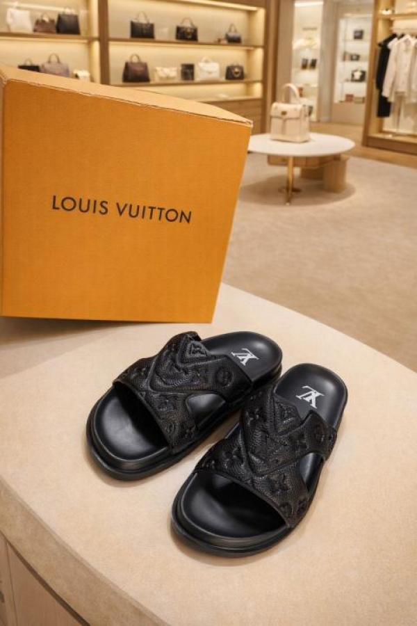 LOUIIS VUITTON MULE BLACK FLIP FLOP