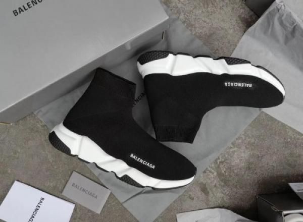 Balenciaga speed trainer black white