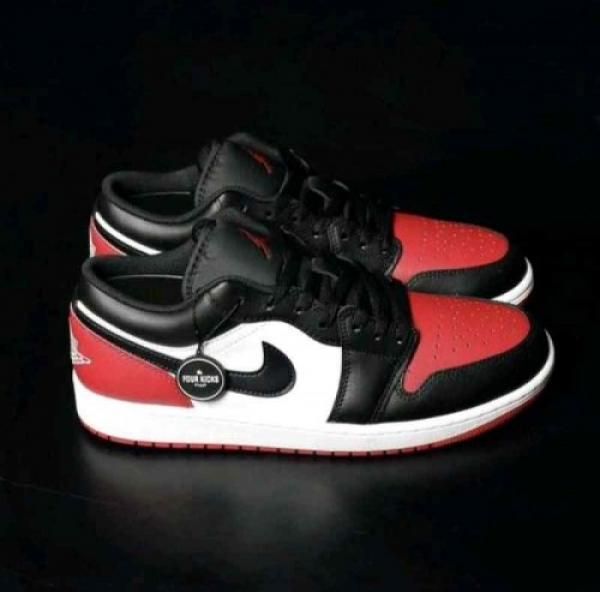 Nik Air Jordan 1 Low Bred Toe 2.0
