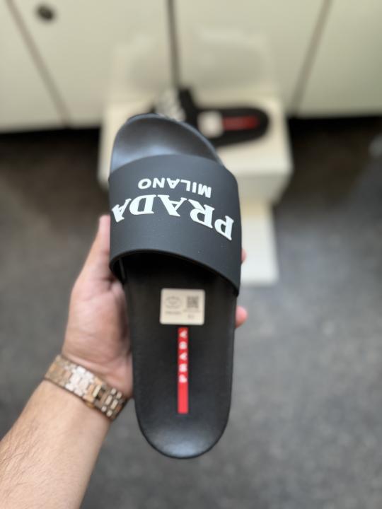 Praada Logo embossed Black