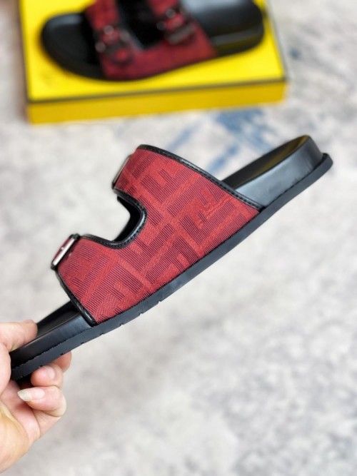 UA_FENDI_ROMA SLIDE RED BLACK WITH CARRY BAG