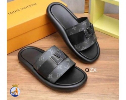 _LOUIS_VUITTON_LV logo slide
