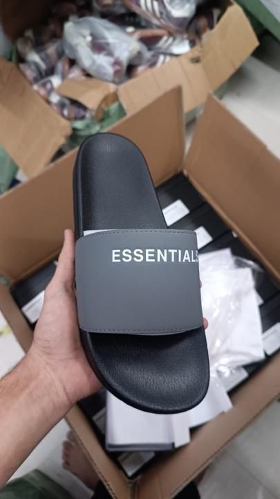 ESSENTIALpremium slides grey black
