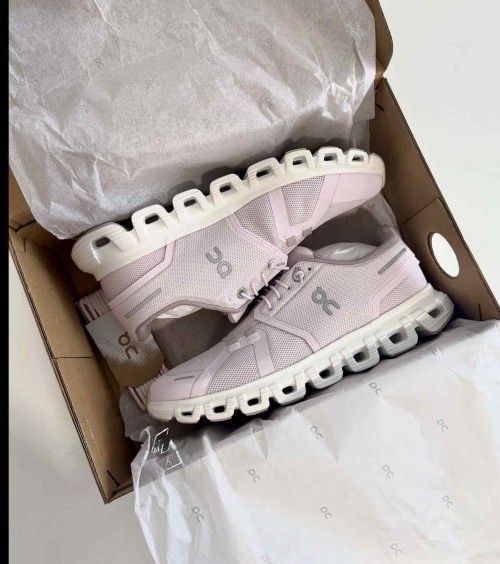 ON RUNNING CLOUD 6 ORCHID FADE