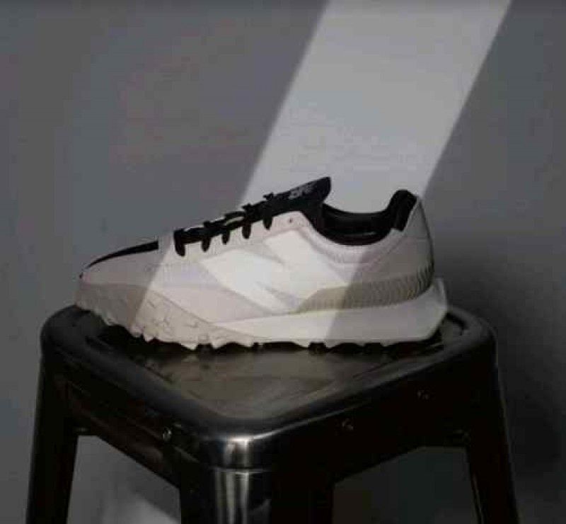 NEWW BALANCE XC 72 MOONBEAM