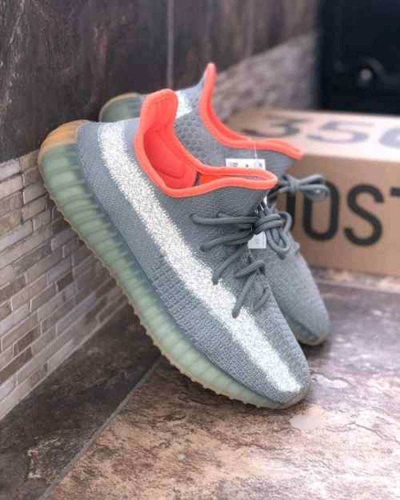 Adiddass Yeezy 350 V2 Desert Sage Semi UA With Full Accessories