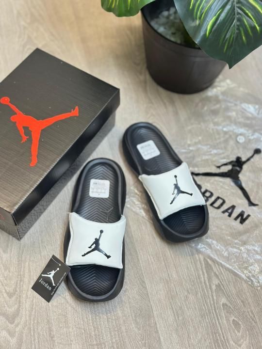 Air Jordan Franchise Premium White Black Slides