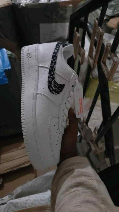 Nikkee Airforce 1 Paisley White Black