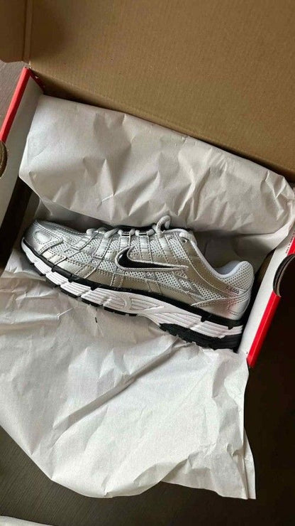 Nik P6000 metallic silver Sail