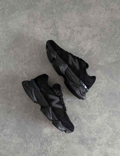 NEWW BALANCE 9060 TRIPLE BLACK CAT