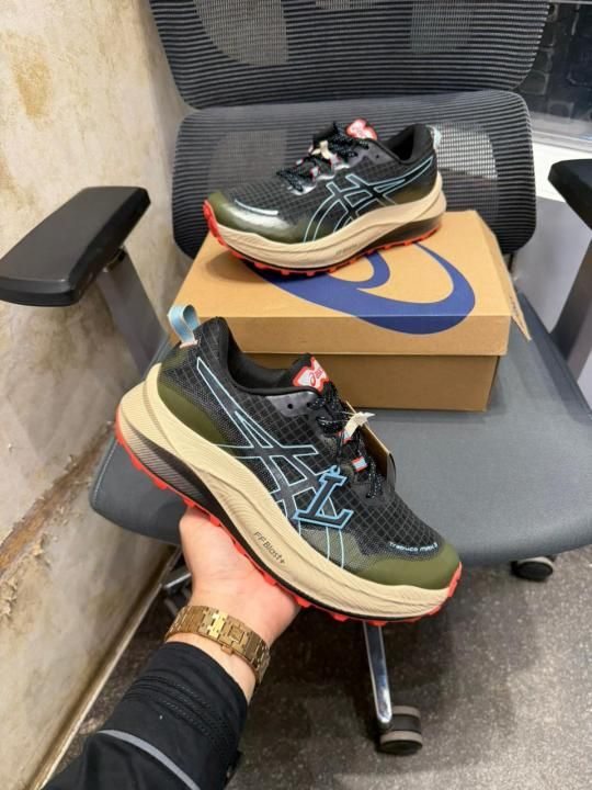 ASICCS TRABUCO MAX 3 BLACK GREEN