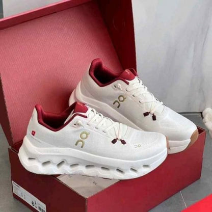 On Running Cloud Ivory Pearl Chinese Of the Year