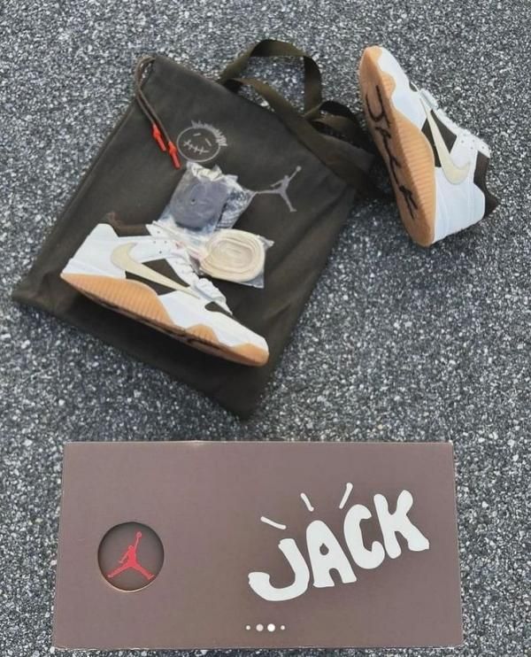 Travis Scott X Jordan Jumpman Jack Trainer Sail semi UA QUALITY
