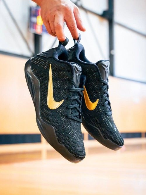 Nikee Kobe 11 Protro Fade to Black