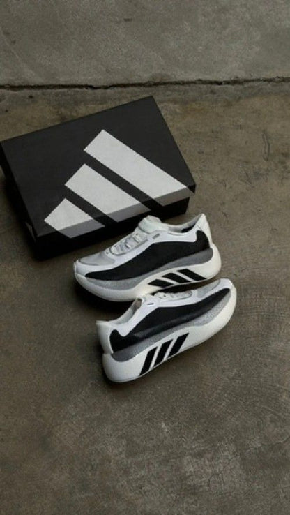 Adida s Hyperboost Edge White Solar grey