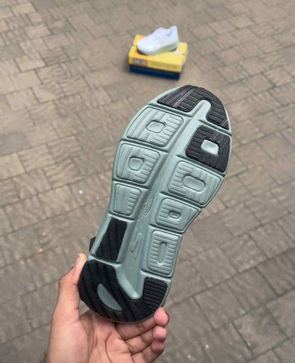 skecherrss slip ins max cushioning premier 2.0 for her