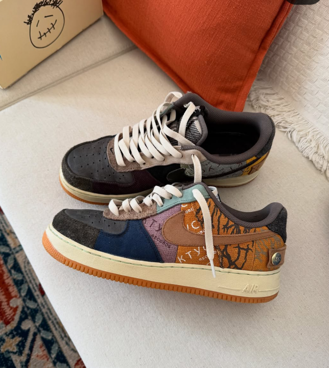 Nik_e Travis Scott Cactus Jack X Airforce 1 Low