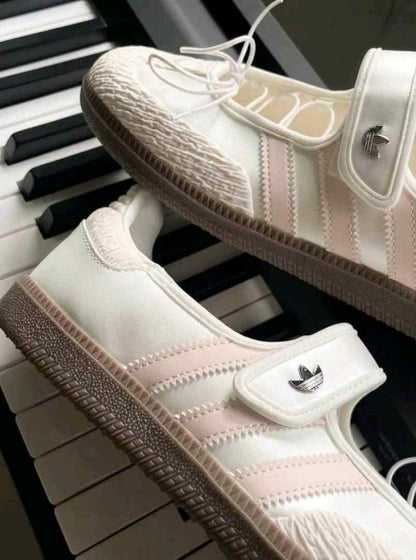 ADIDAASs SAMBA JANE CLOUD WHITE PINK for her