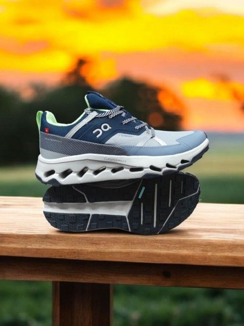 on Running cloud horizon navy grey