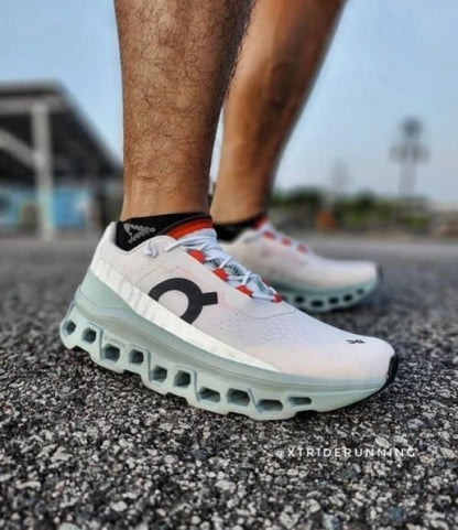 On Running Cloud MONSTER FROST SURF