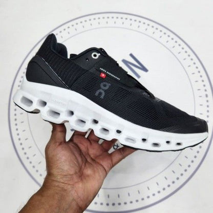 ON RUNNING CLOUDSTRATUS 2 0 BLACK WHITE sale