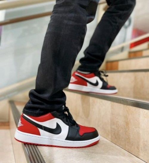 Nik Air Jordan 1 Low Bred Toe Fix