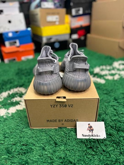 ADIDA_S YEEZY 350 ASH steel grey