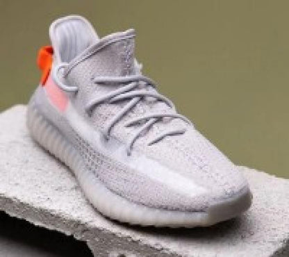 Adida_s Yeezy Boost 350 Tail Light no kit