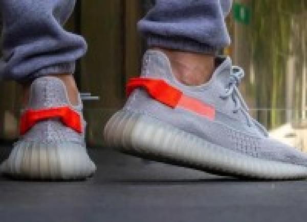 Adida_s Yeezy Boost 350 Tail Light no kit
