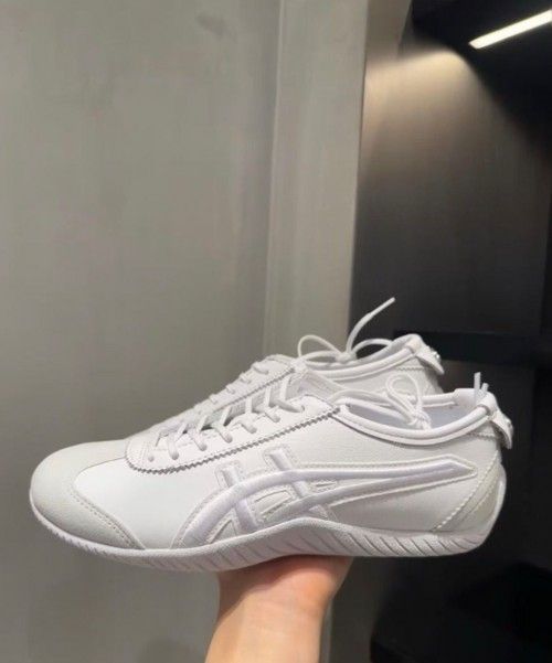 ONITSUKKA tiger mexico 66 driving black