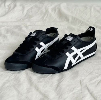 Onitsukaa Tiger Mexico 66 Black white