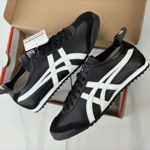 Onitsukaa Tiger Mexico 66 Black white