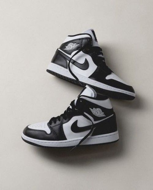 NIK AIR JORDAN RETRO 1 HIGH PANDA sale