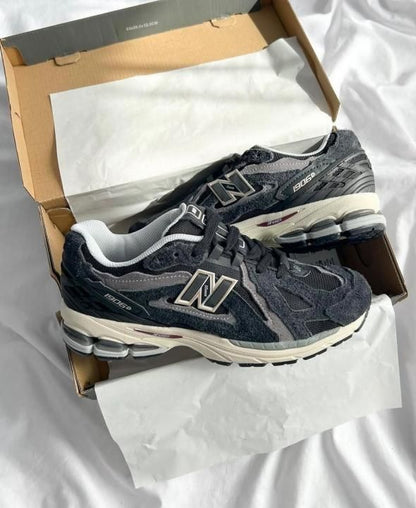 NEWW BALANCE 1906D PROTECTION PACK BLACK