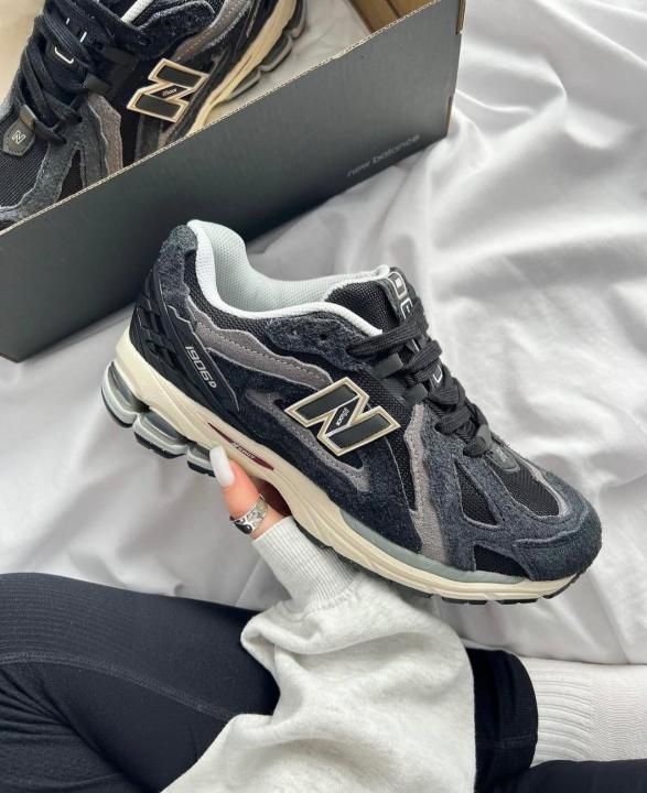 NEWW BALANCE 1906D PROTECTION PACK BLACK