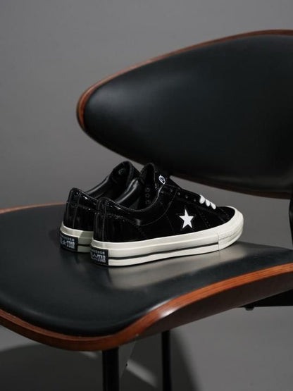CONVERSSE ONE STAR 95 PATENT