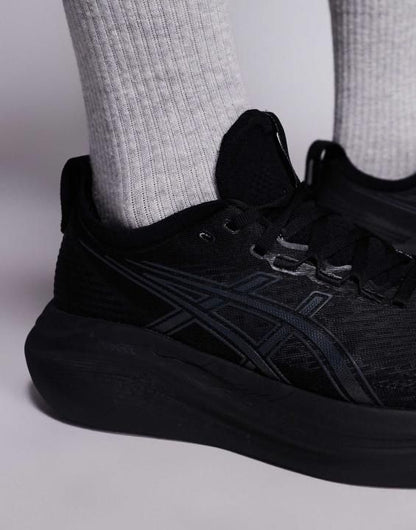 Asiics Gel Nimbus 27 All Black