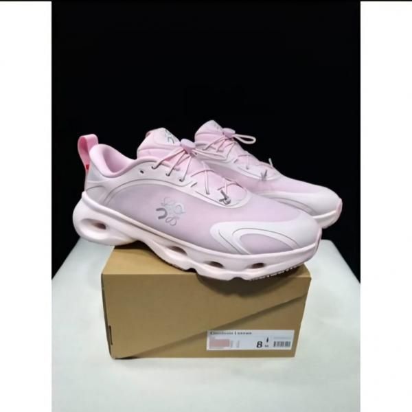 Loewe x On Cloud Solo pink running