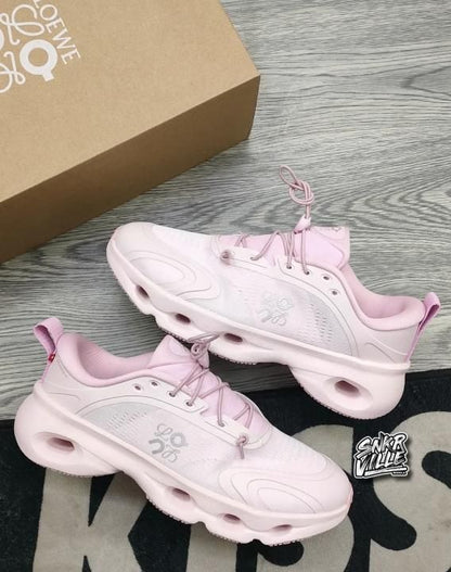 Loewe x On Cloud Solo pink running