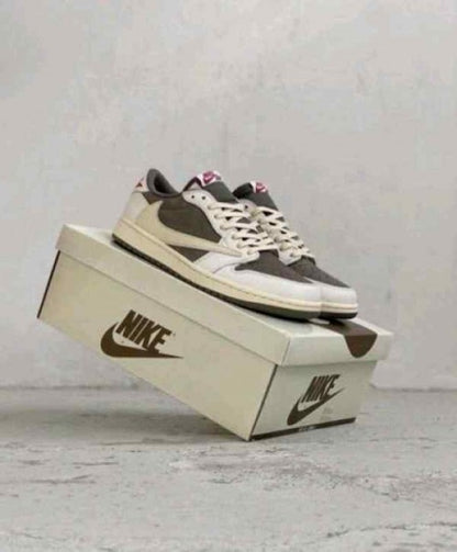 Nikee air jordan 1 low reverse mocha semi ua