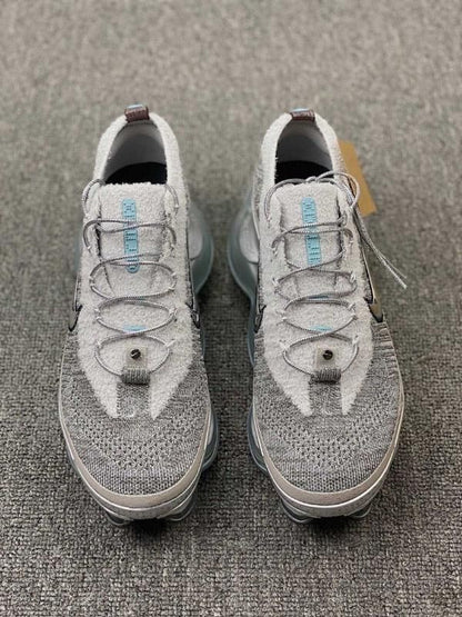 Nikke Air Max Scorpion Platinum Grey