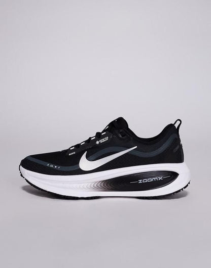 Nikke Running Vomero 18 Gore-Tex Black Reflective