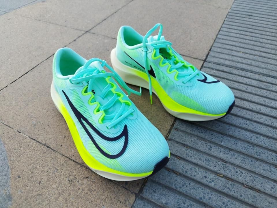 Nikke Zoom Fly 5 Mint Foam Green