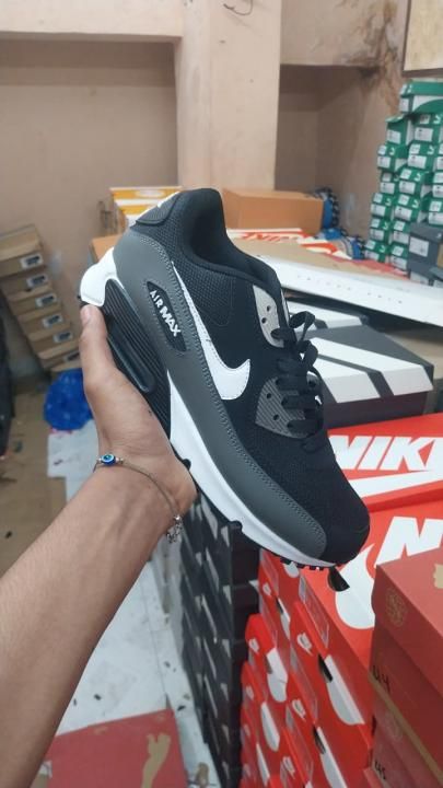 Nikkee AirMax 90 Essential Blackwhite Fix