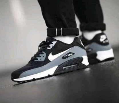 Nikkee AirMax 90 Essential Blackwhite Fix