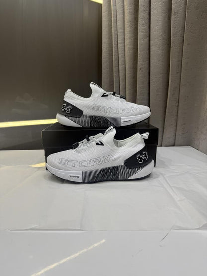 Under Armouur Hovr Phantom 3 Storm White Black Fix